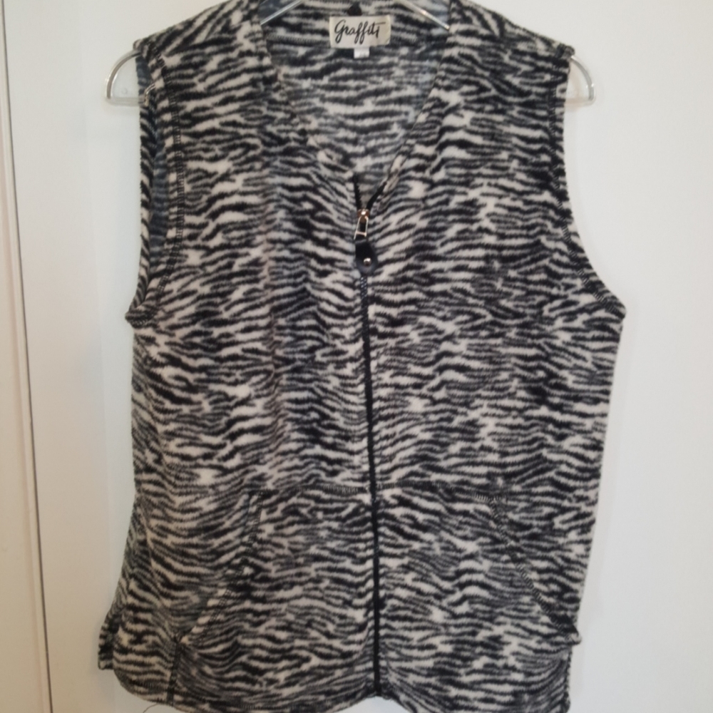 Graffiti zibra motif velvety material vest